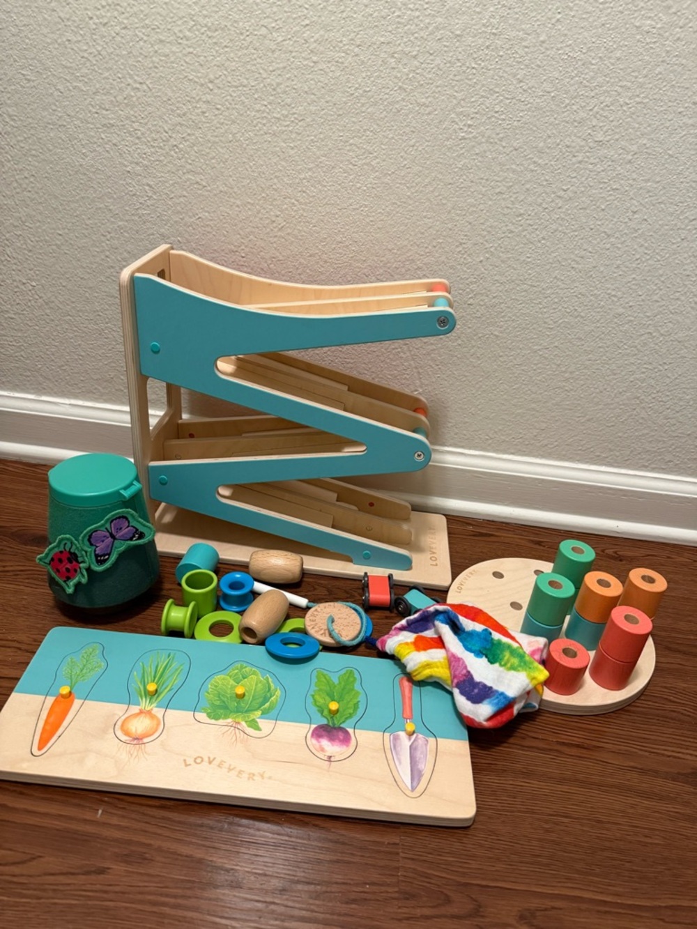 Lovevery The adventurer 16-18 months